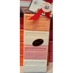 Coffret de 4 savons 125gr BEURRE DE KARITÉ en boite carton